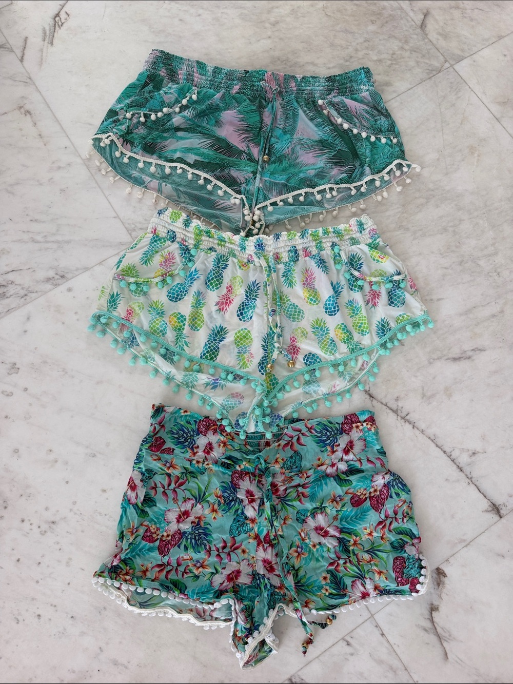 PilyQ Lilly Pulitzer OndadeMar 3 pairs Pom Pom Swim Cover Shorts szM